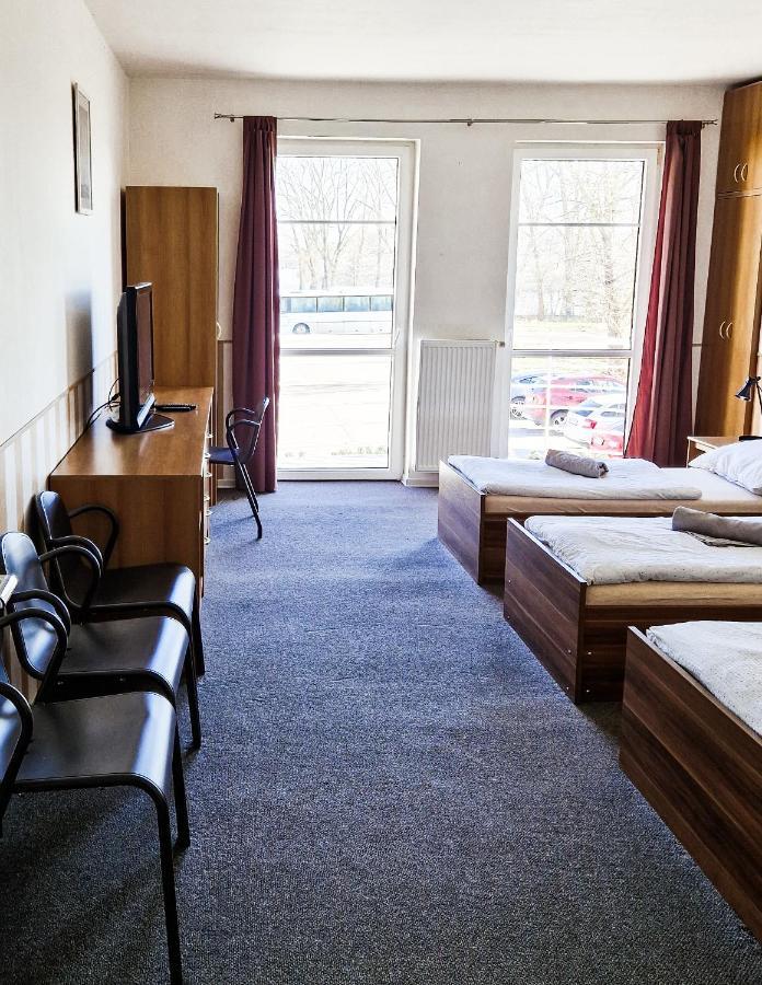 Hotel Ned Hockey Нимбурк Екстер'єр фото